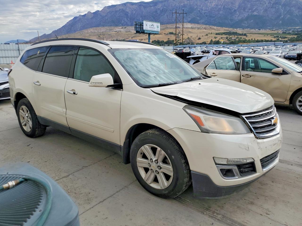 2014 Chevrolet Traverse Lt - Image 4