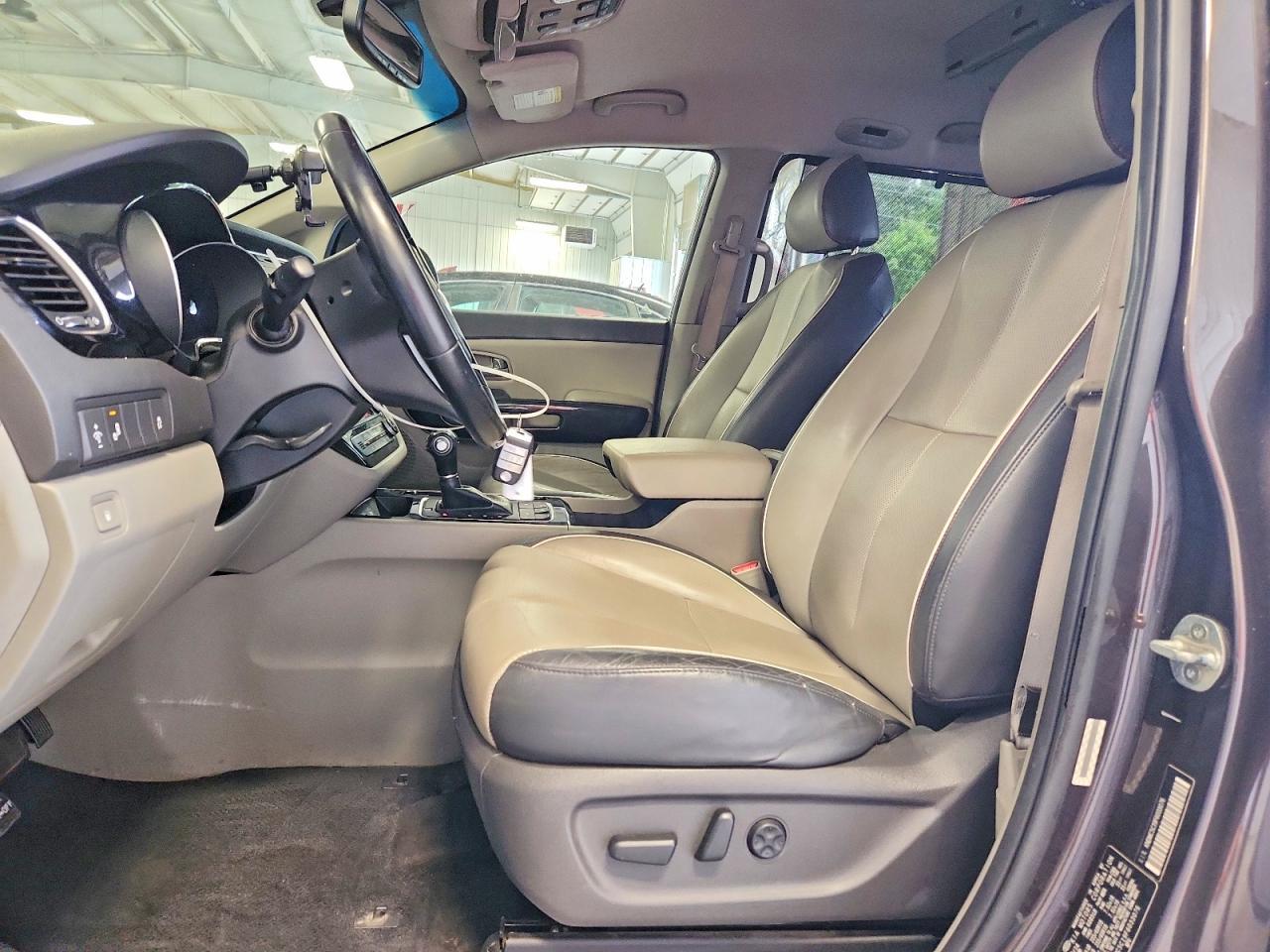 2015 Kia Sedona Ex - Фото 7