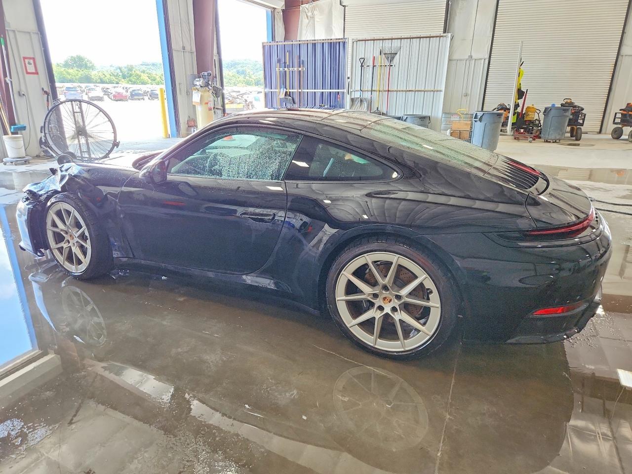 2026 Porsche 911 Carrera - Image 2