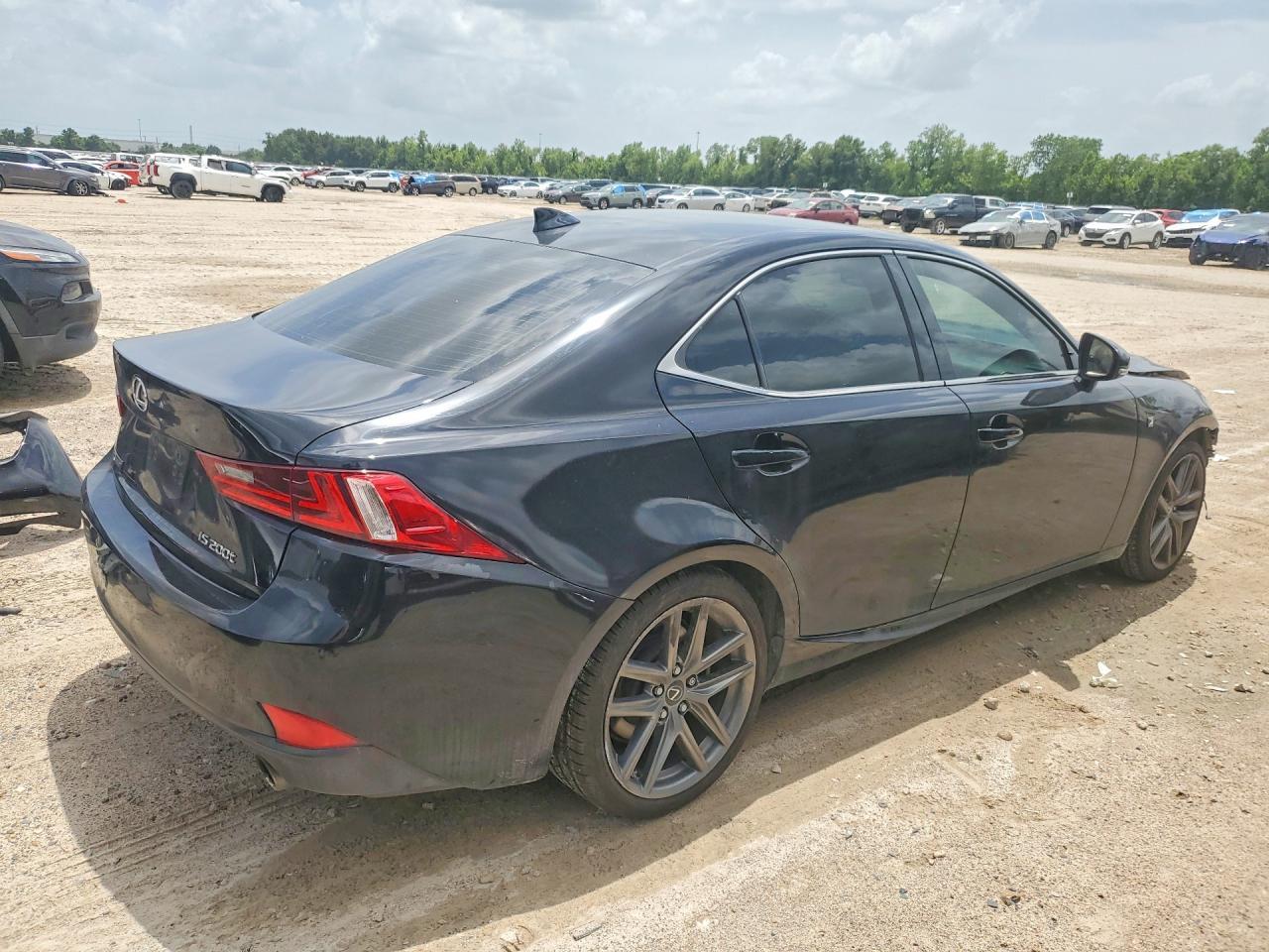 2016 Lexus Is 200T - Image 3