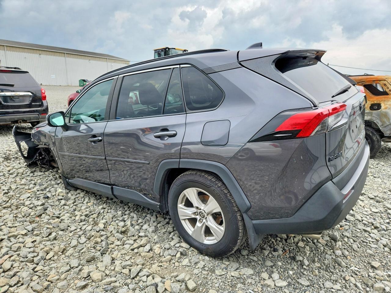 2021 Toyota Rav4 Xle - Image 2