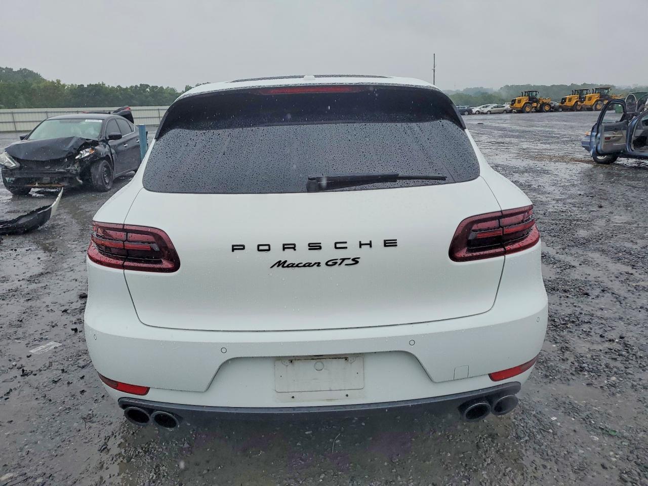 2018 Porsche Macan Gts - Image 6