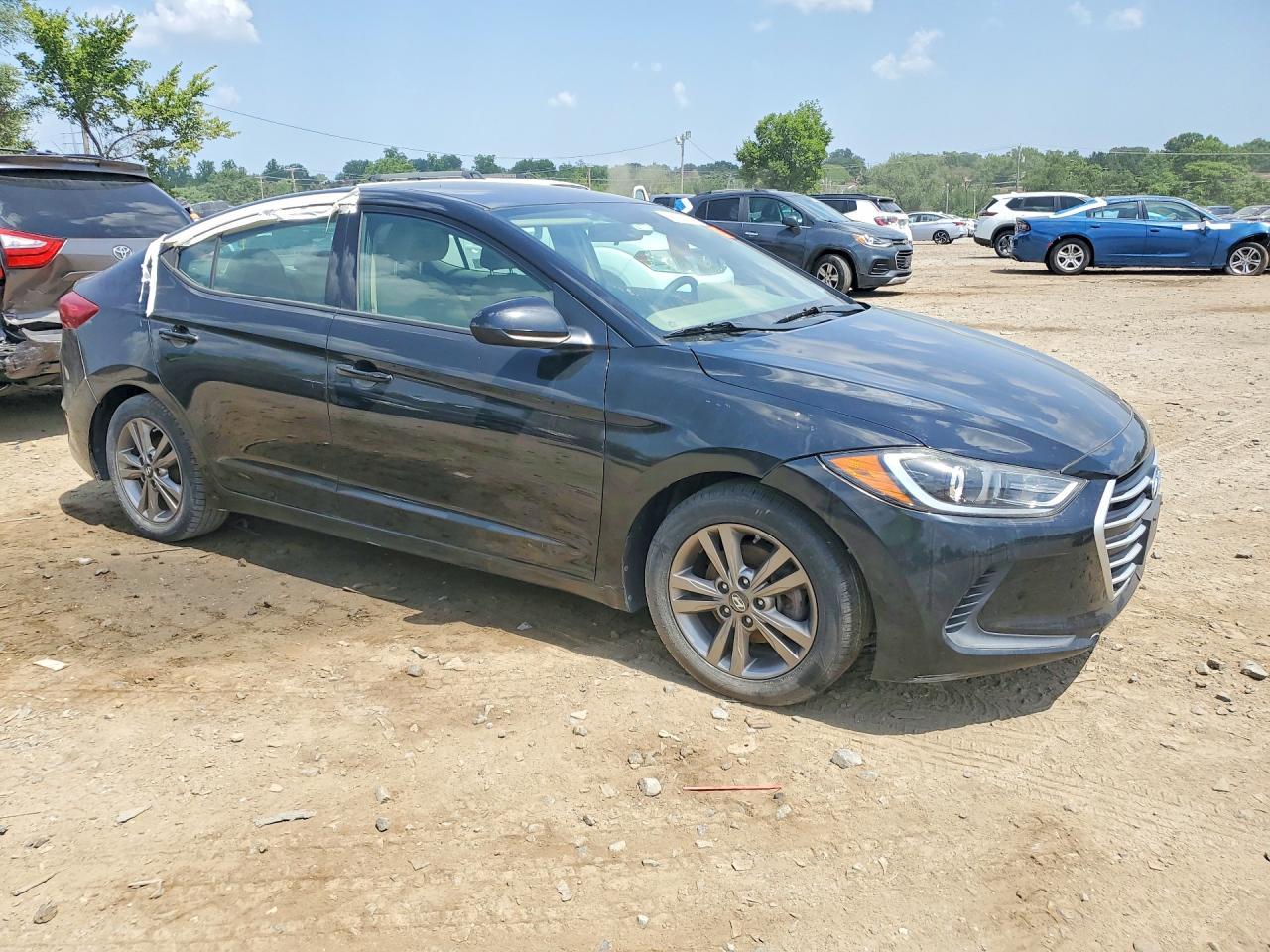 2017 Hyundai Elantra Se - Image 4