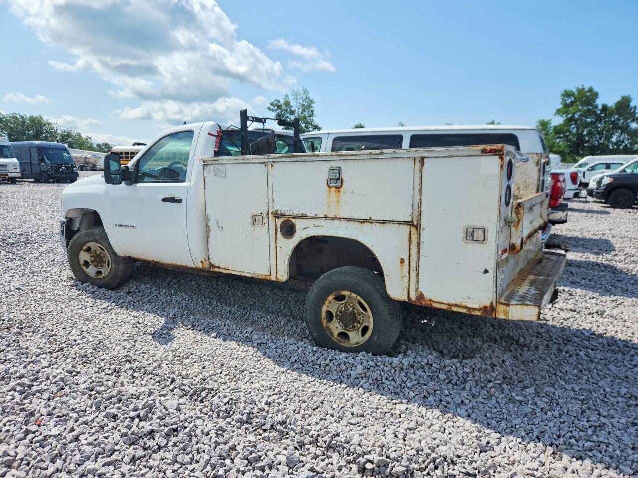 2008 Chevrolet Silverado K2500 Heavy Duty - Фото 2