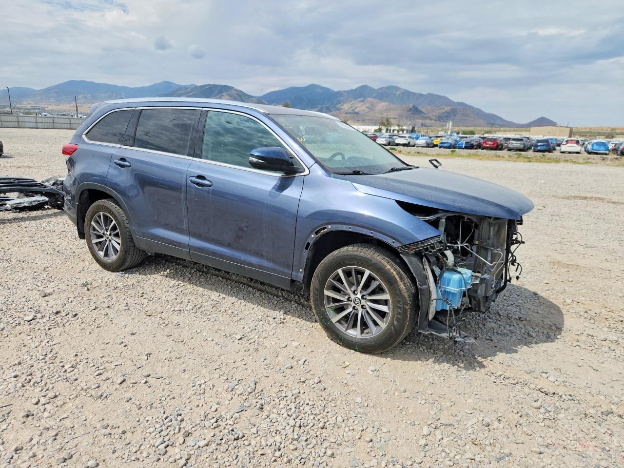 2019 Toyota Highlander Xle - Фото 4