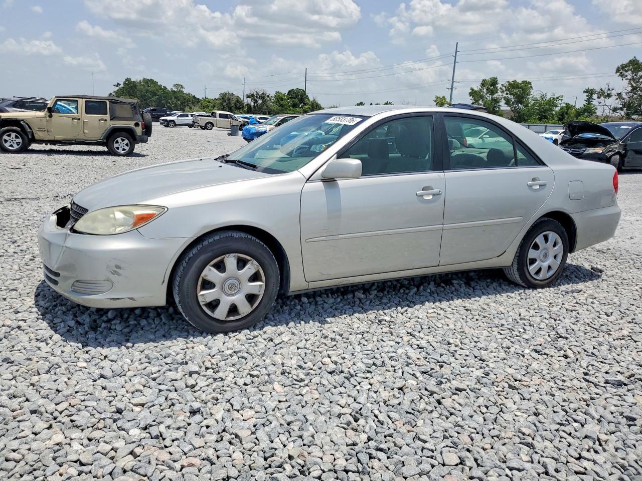 2004 Toyota Camry Le