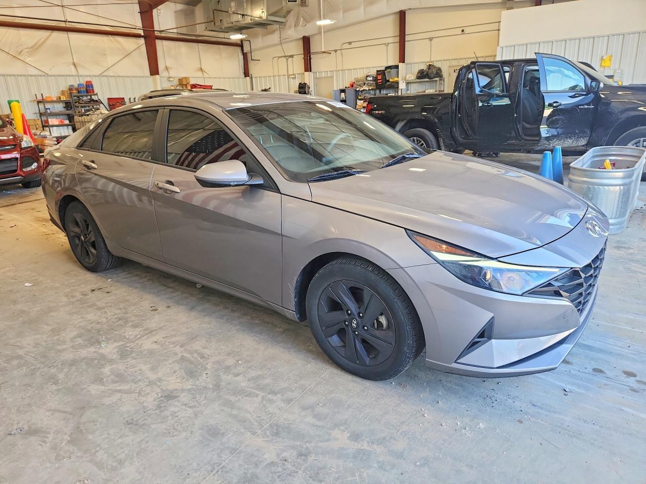 2022 Hyundai Elantra Sel - Image 4