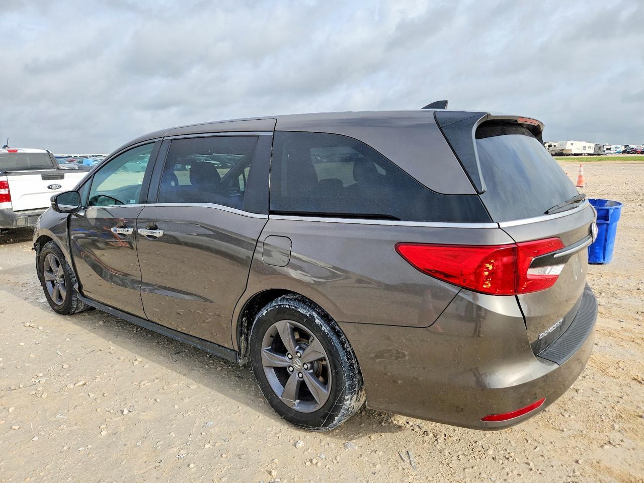 2021 Honda Odyssey Ex - Фото 2