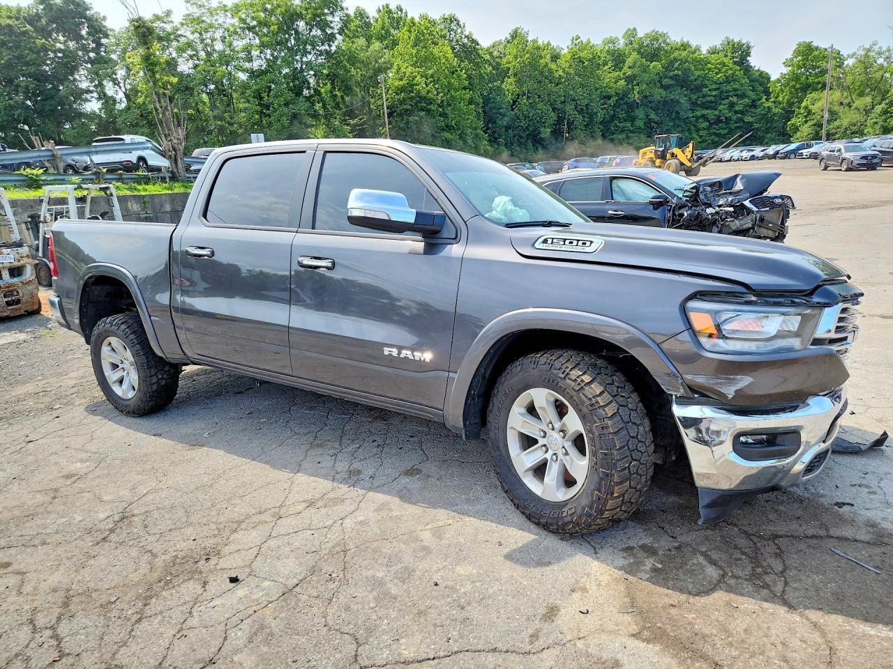 2022 Ram 1500 Laramie - Фото 4