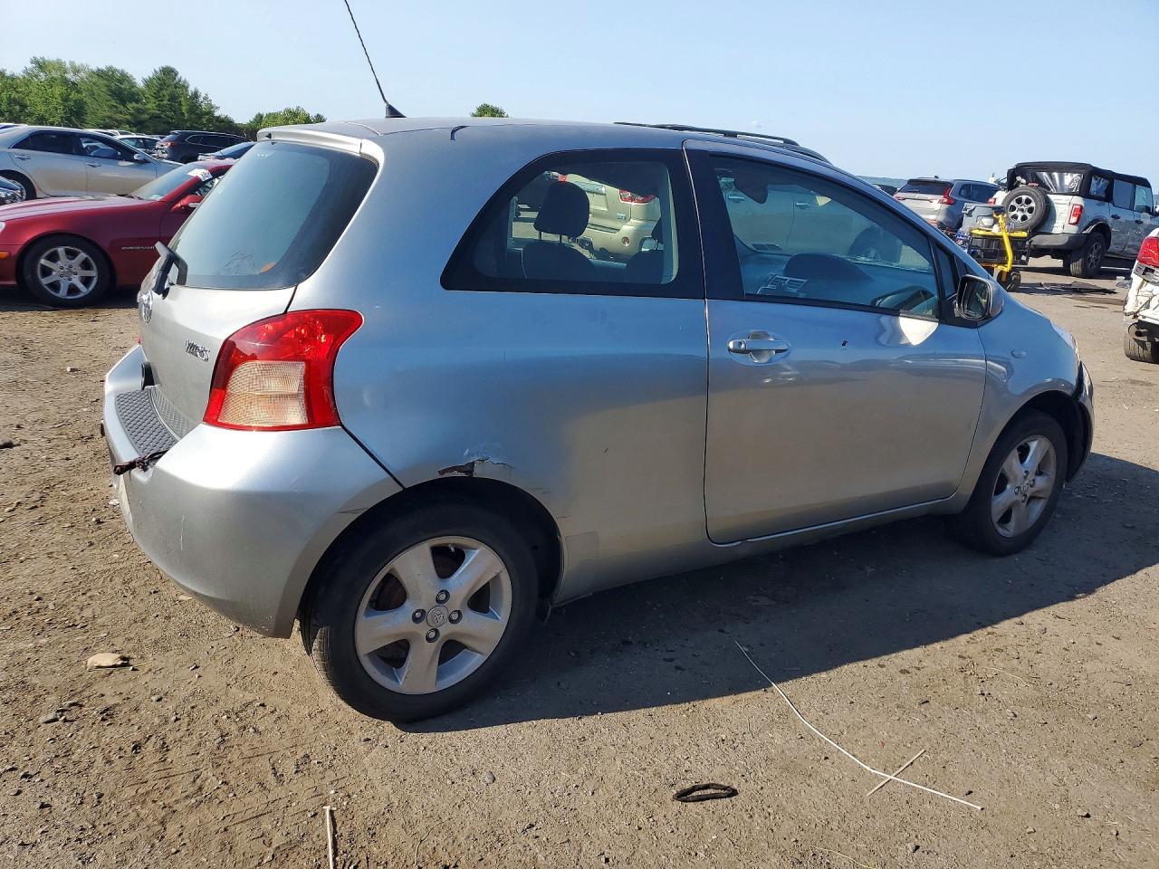 2008 Toyota Yaris - Image 3