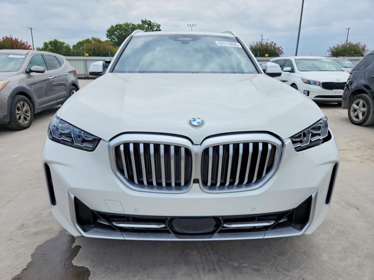 2025 BMW X5 xDrive40I - Фото 5