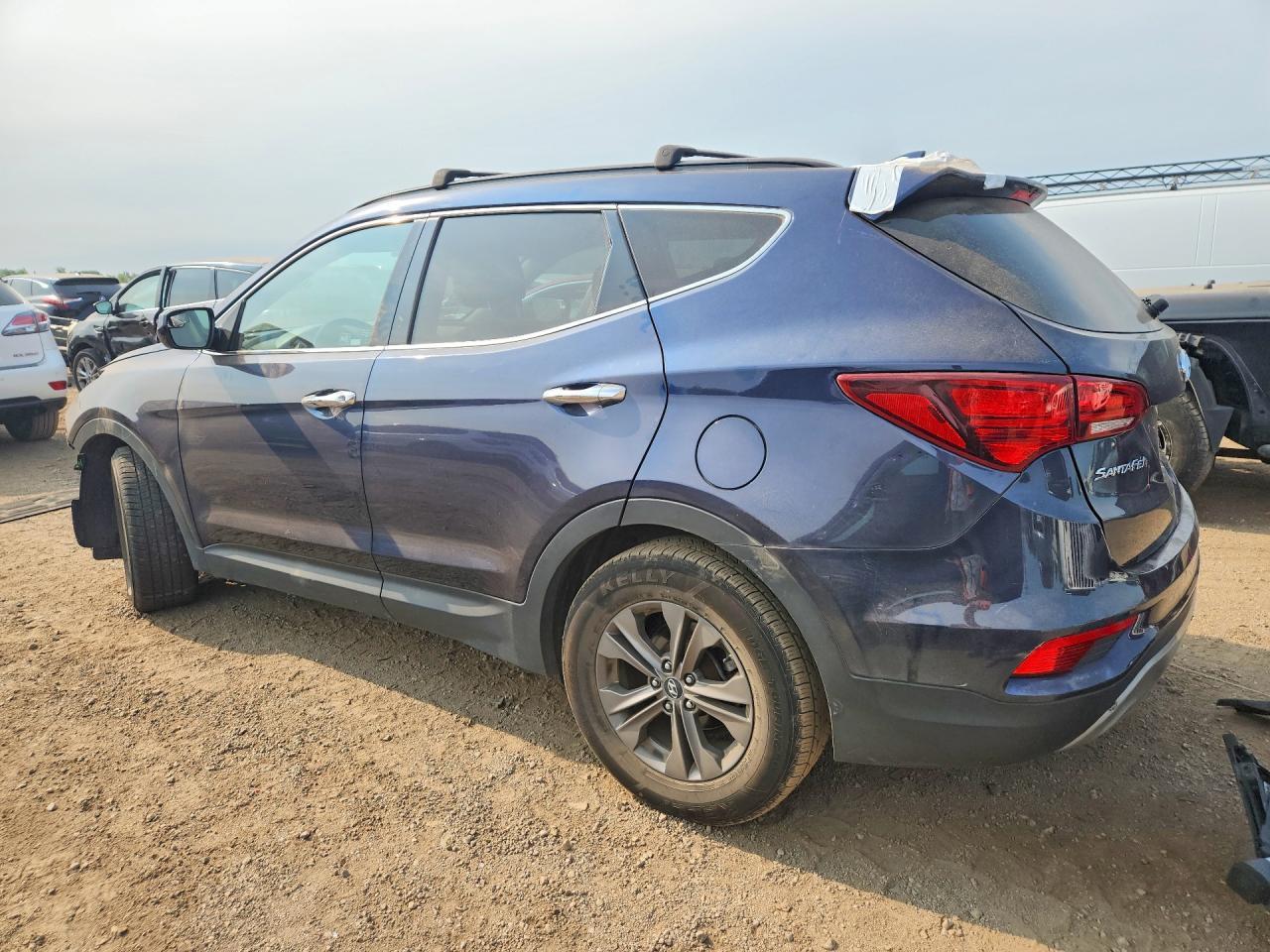 2017 Hyundai Sante Fe - Фото 2