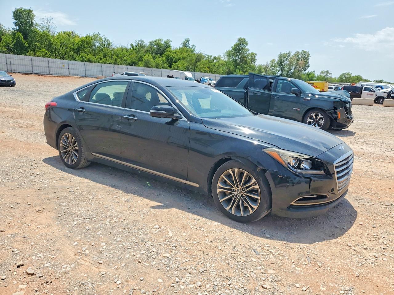 2015 Hyundai Genesis 3.8L - Фото 4