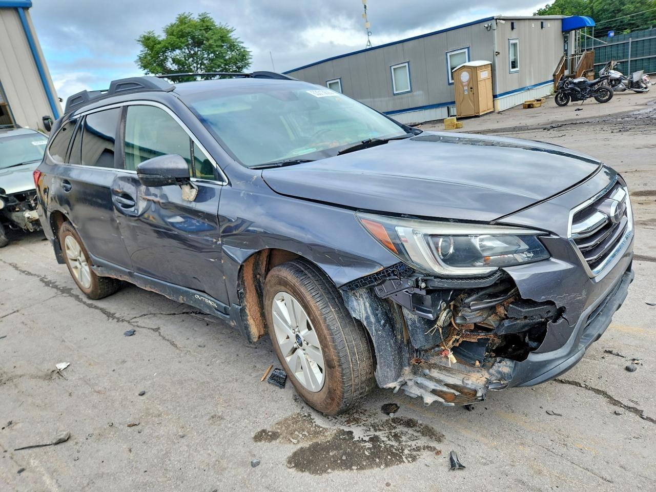 2019 Subaru Outback 2.5I Premium - Image 4