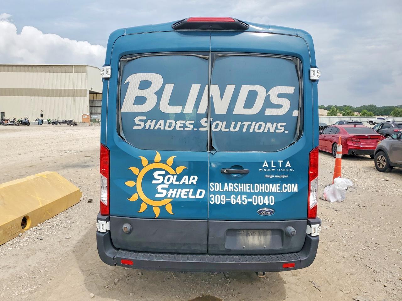 2020 Ford Transit 250 Delivery Van - Image 6