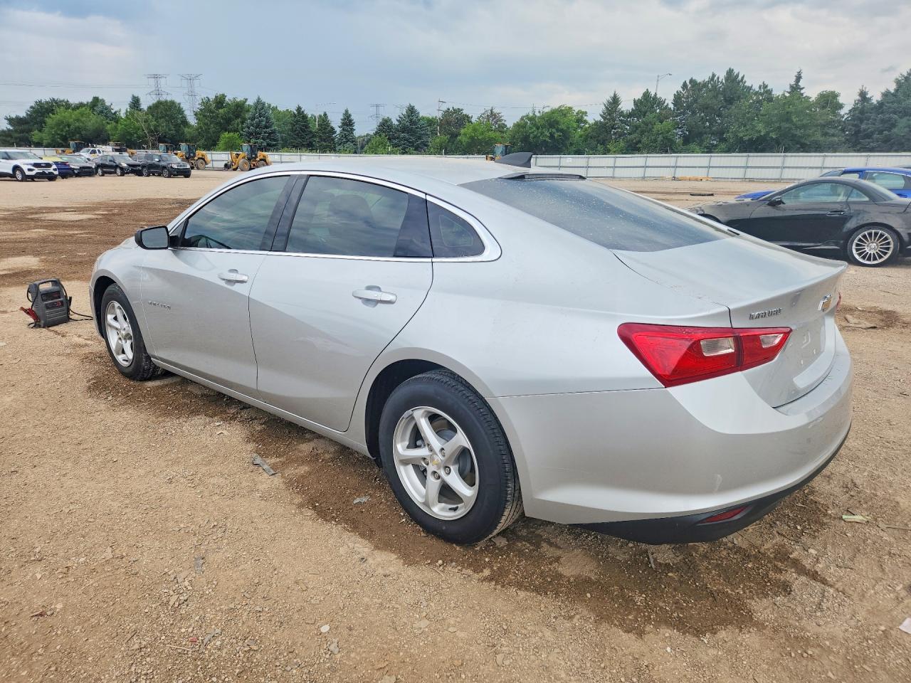 2018 Chevrolet Malibu Ls - Фото 2