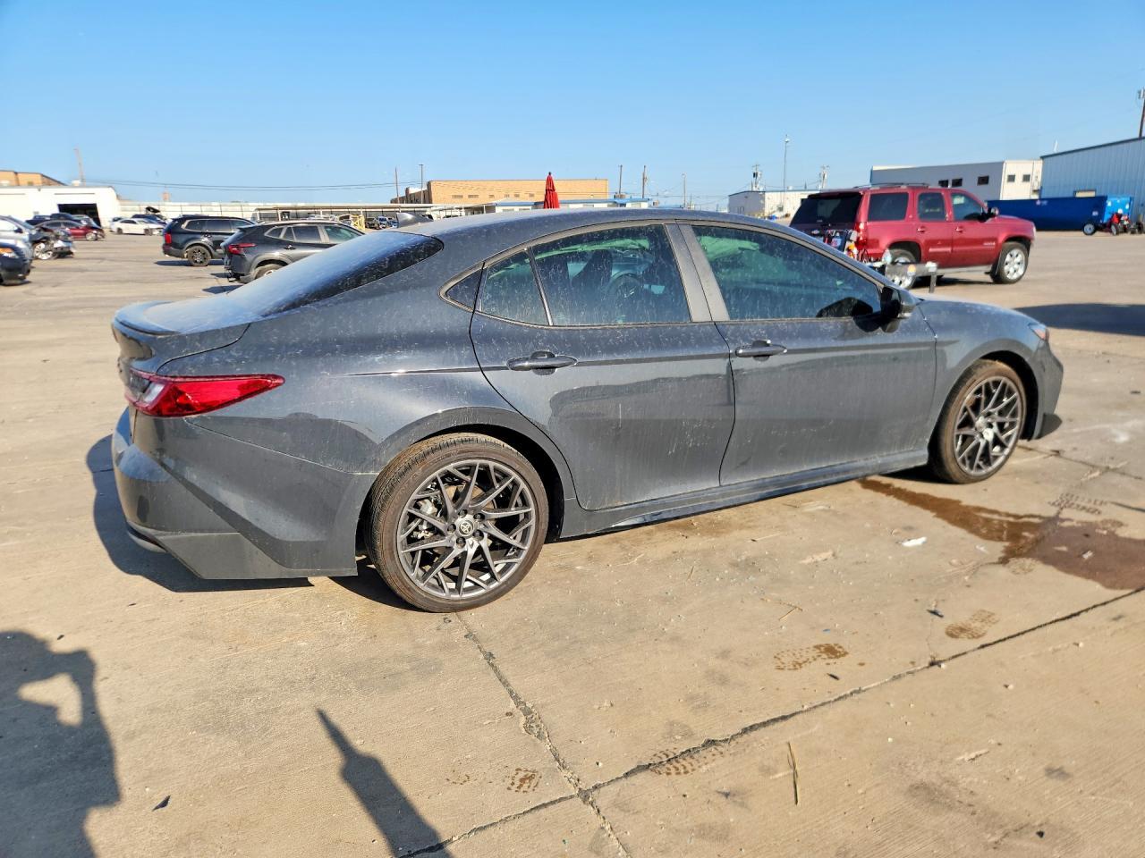2025 Toyota Camry Se - Image 3