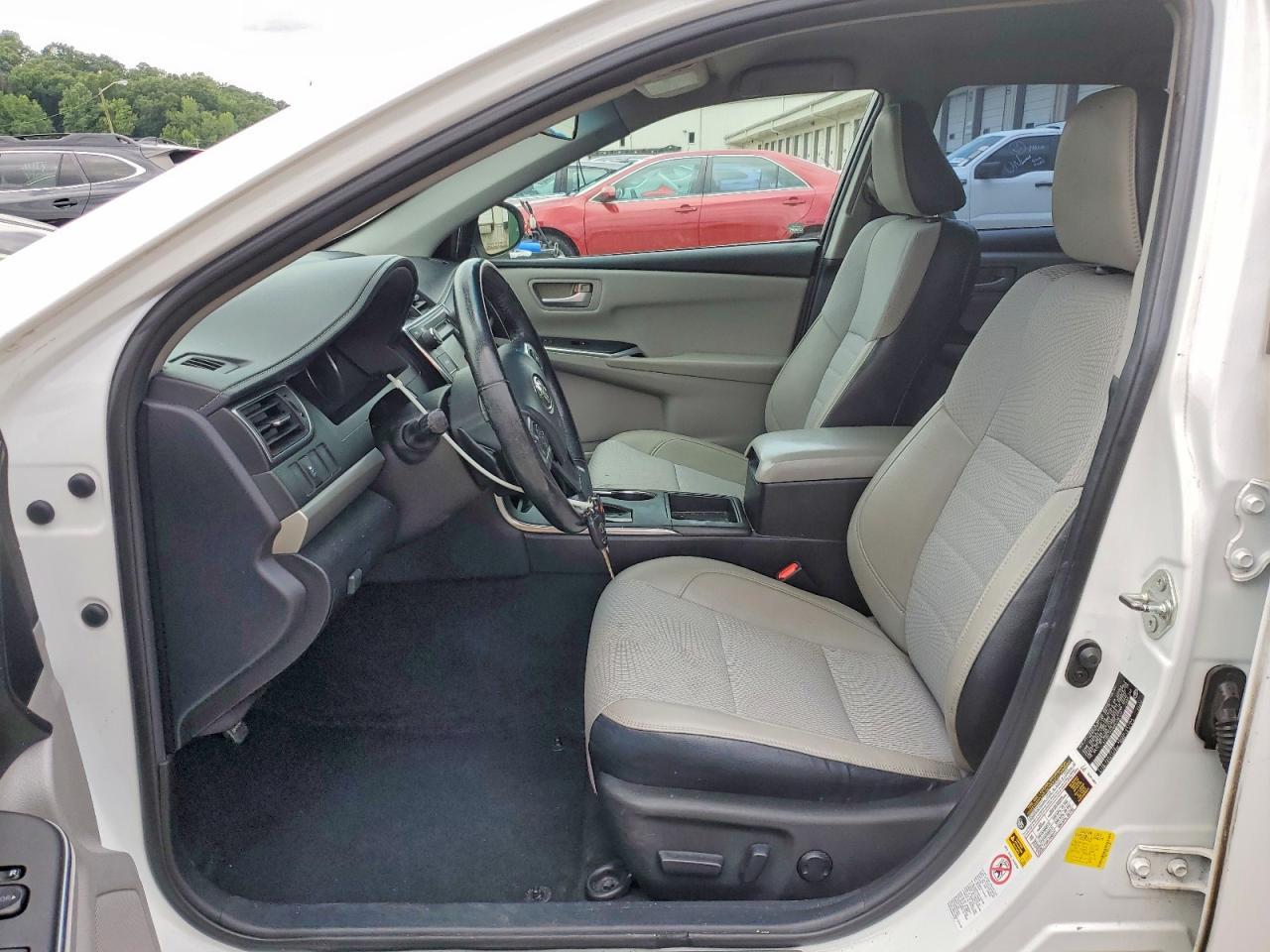 2016 Toyota Camry Se - Фото 7