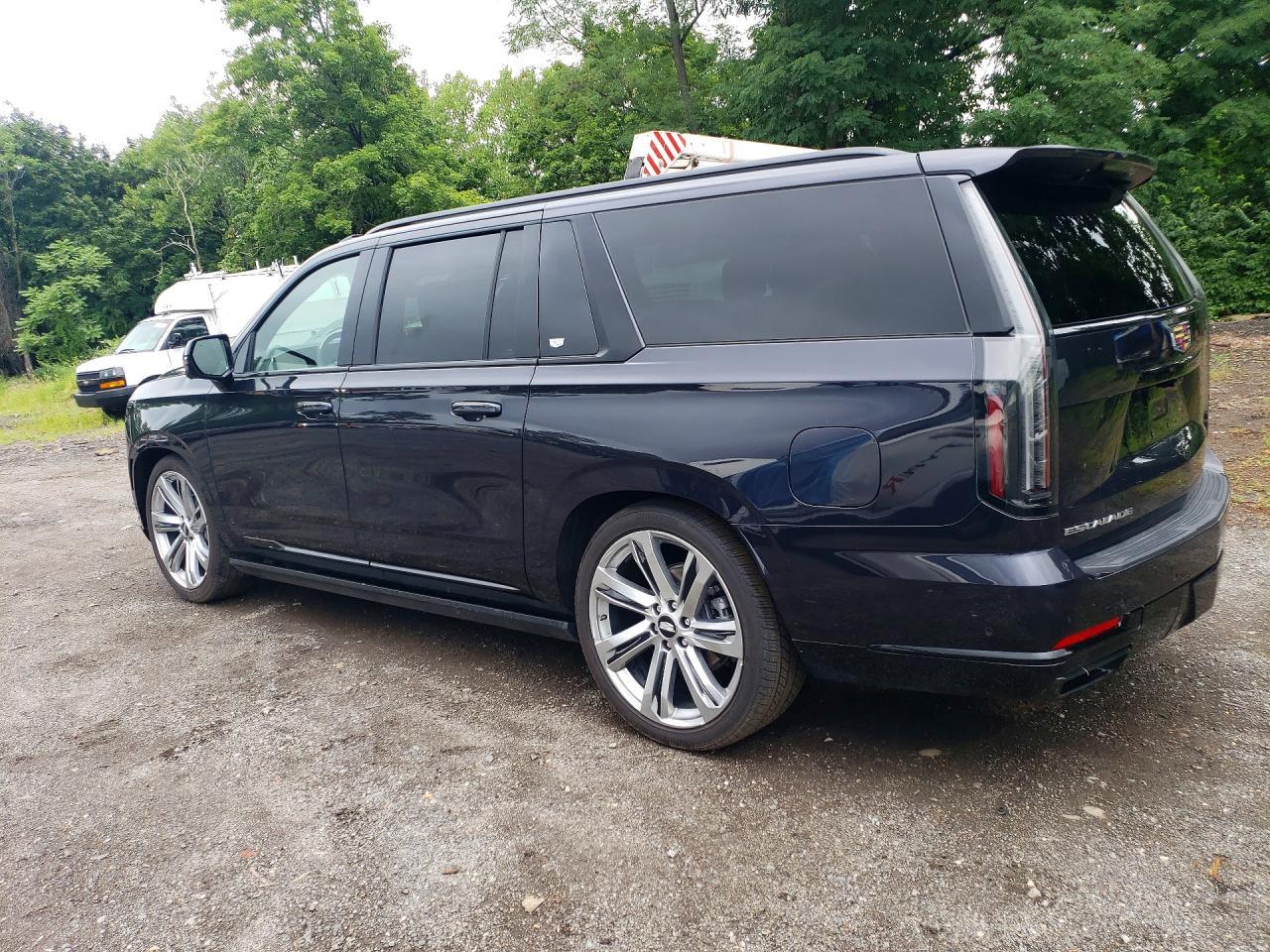 2025 Cadillac Escalade Esv Sport - Image 2
