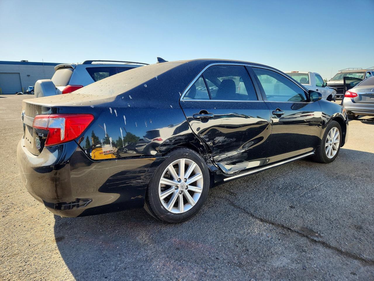 2012 Toyota Camry Xle V6 - Image 3