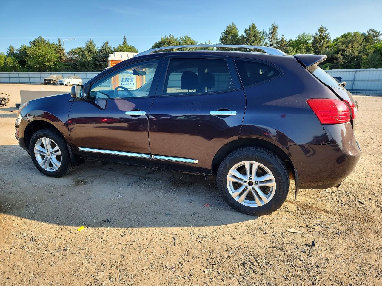 2015 Nissan Rogue Select S - Фото 2