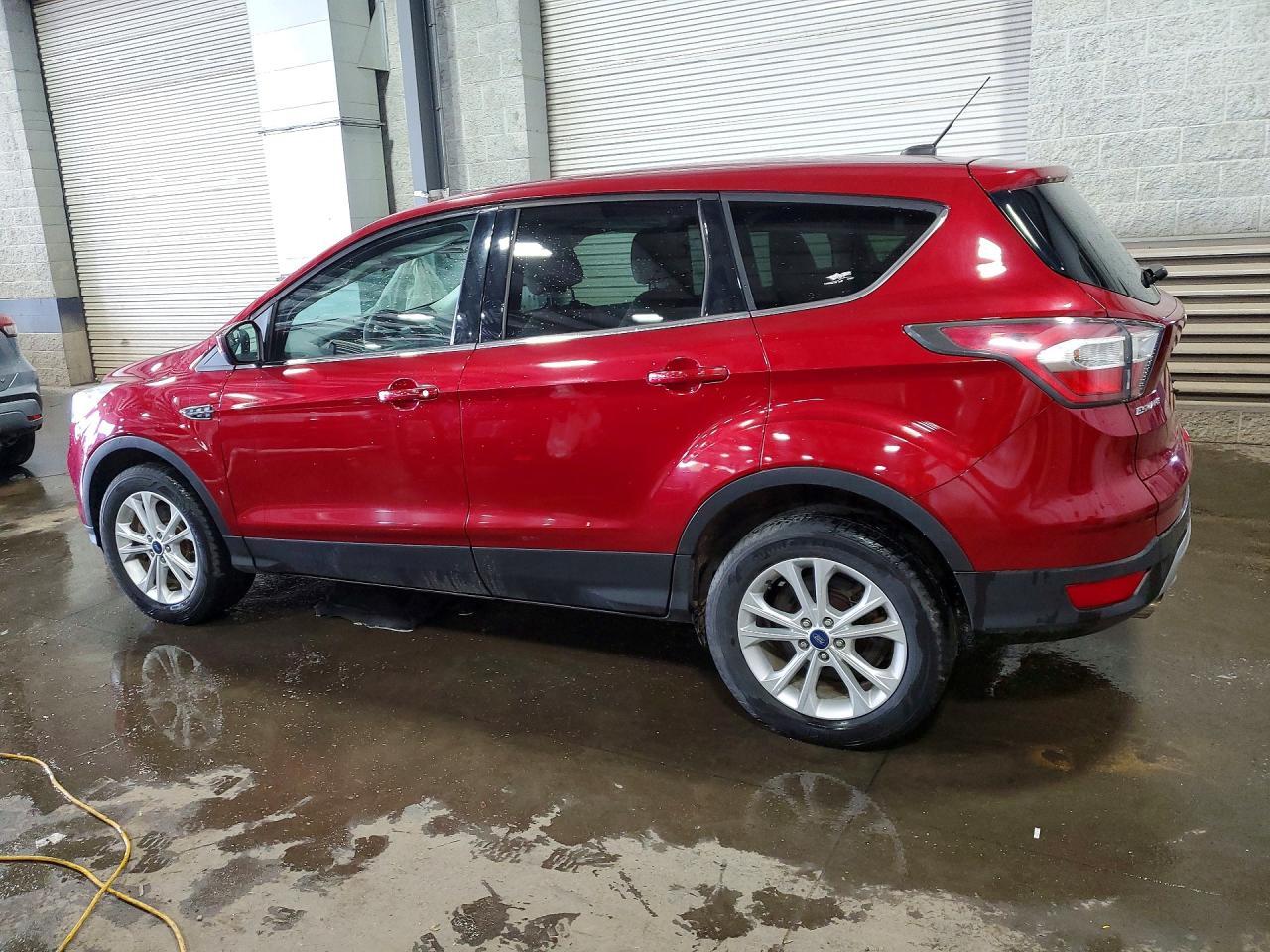2017 Ford Escape Se - Image 2