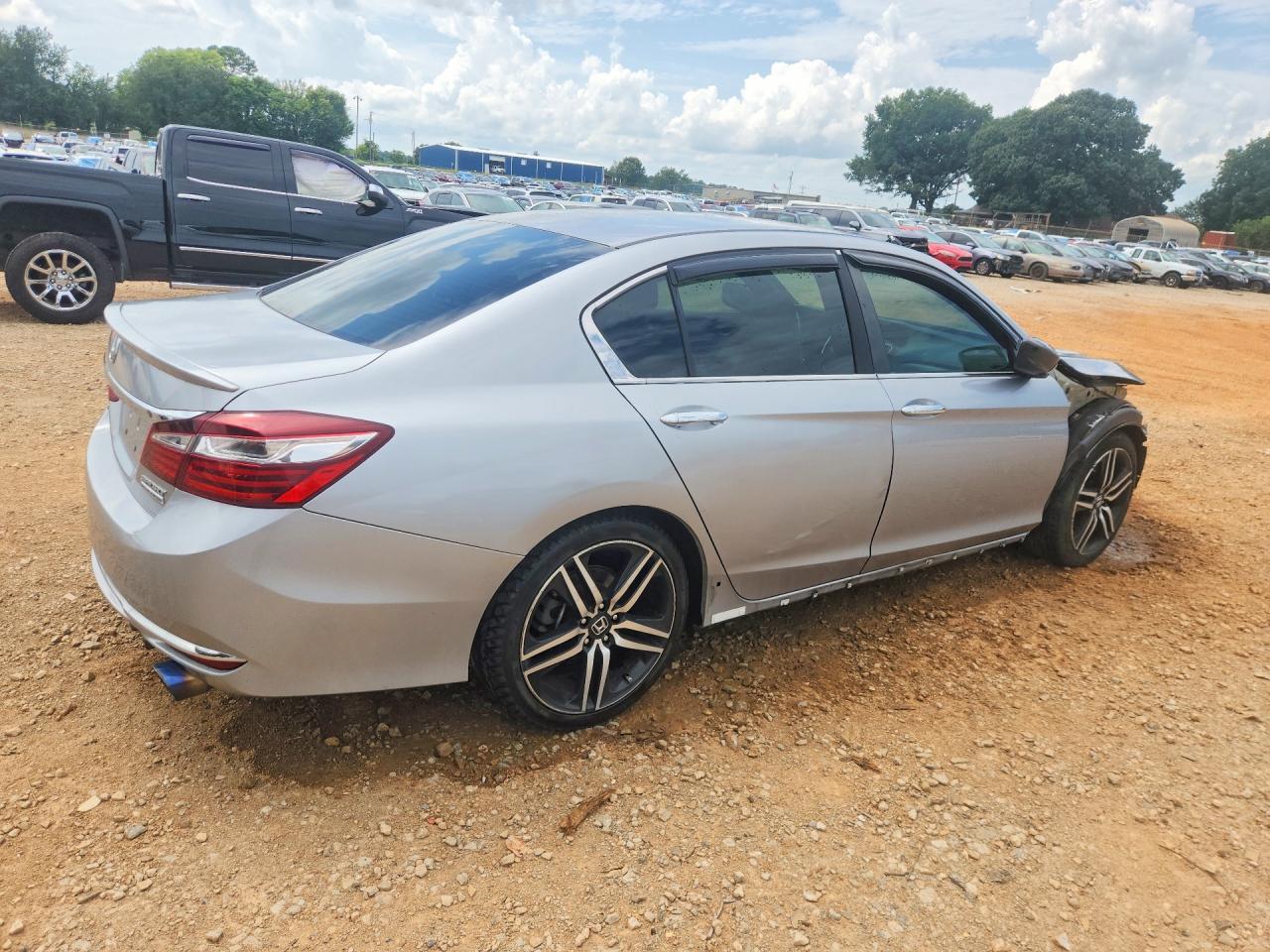 2017 Honda Accord Sport Special Edition - Фото 3