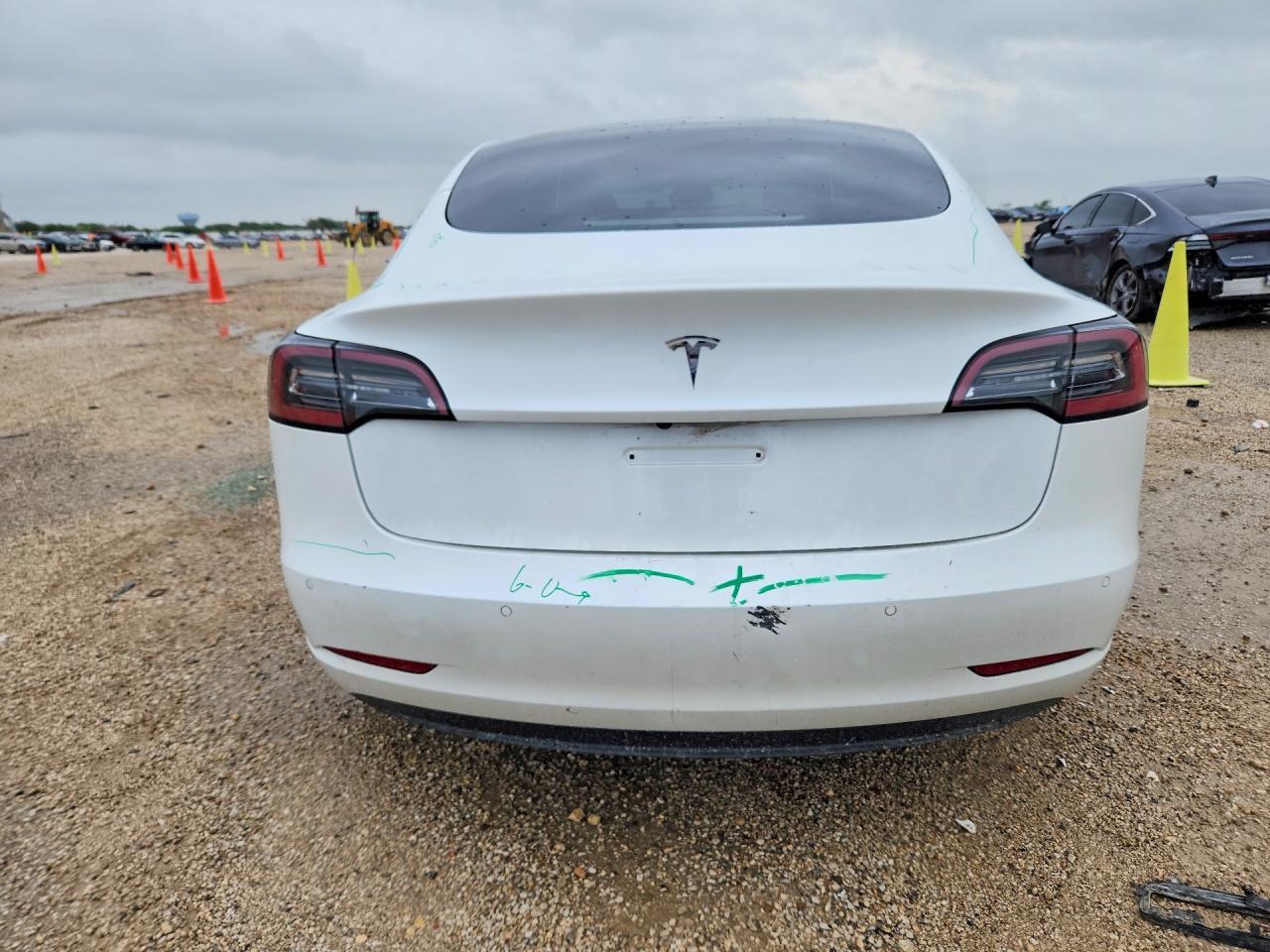 2021 Tesla Model 3 - Фото 6
