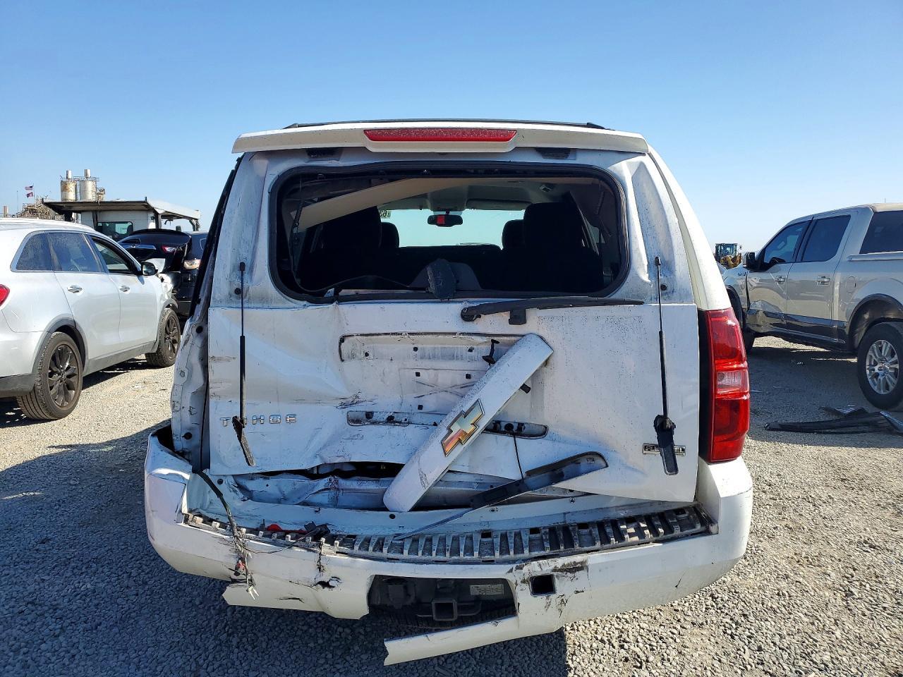 2011 Chevrolet Tahoe C1500 Ls - Фото 6