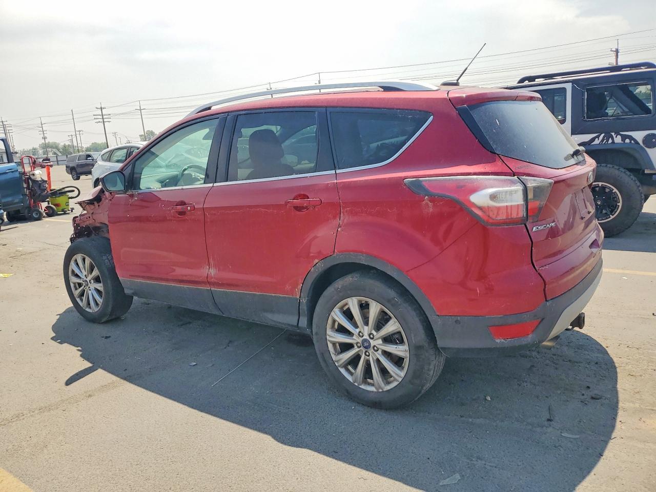 2017 Ford Escape Titanium - Фото 2