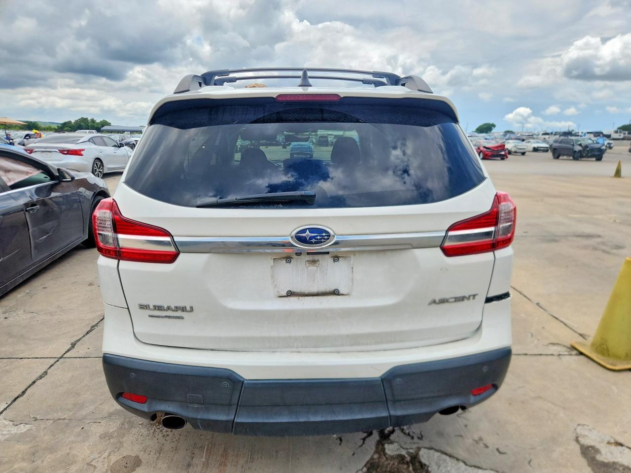 2021 Subaru Ascent Premium - Image 6