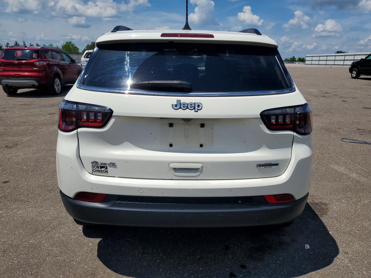 2020 Jeep Compass Latitude - Image 6