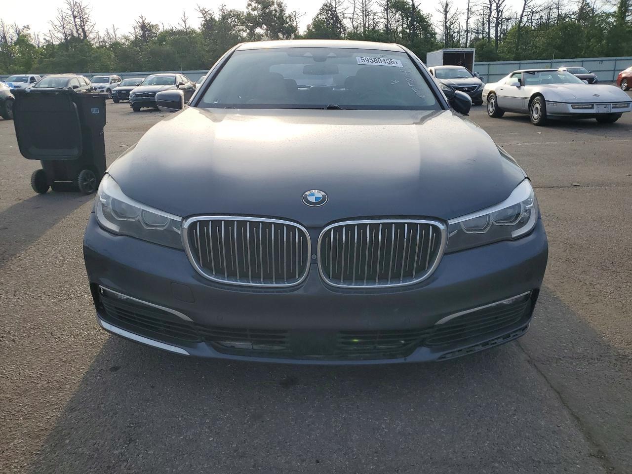 2016 BMW 740 I - Image 5