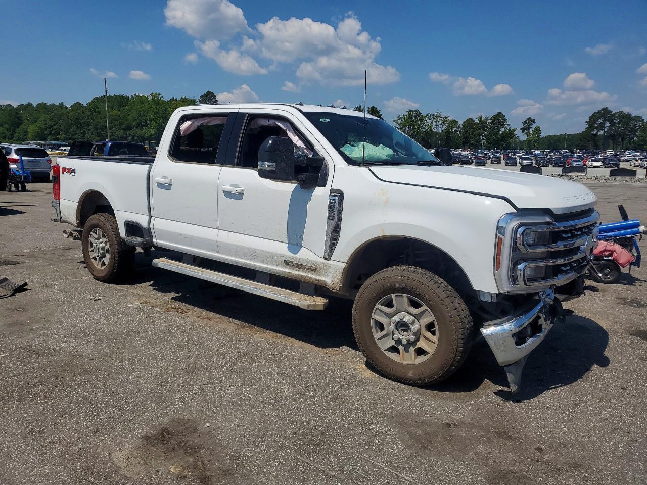 2026 Ford F250 Super Duty - Фото 4