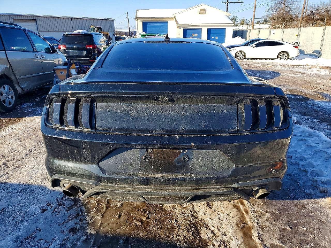 2021 Ford Mustang - Фото 6