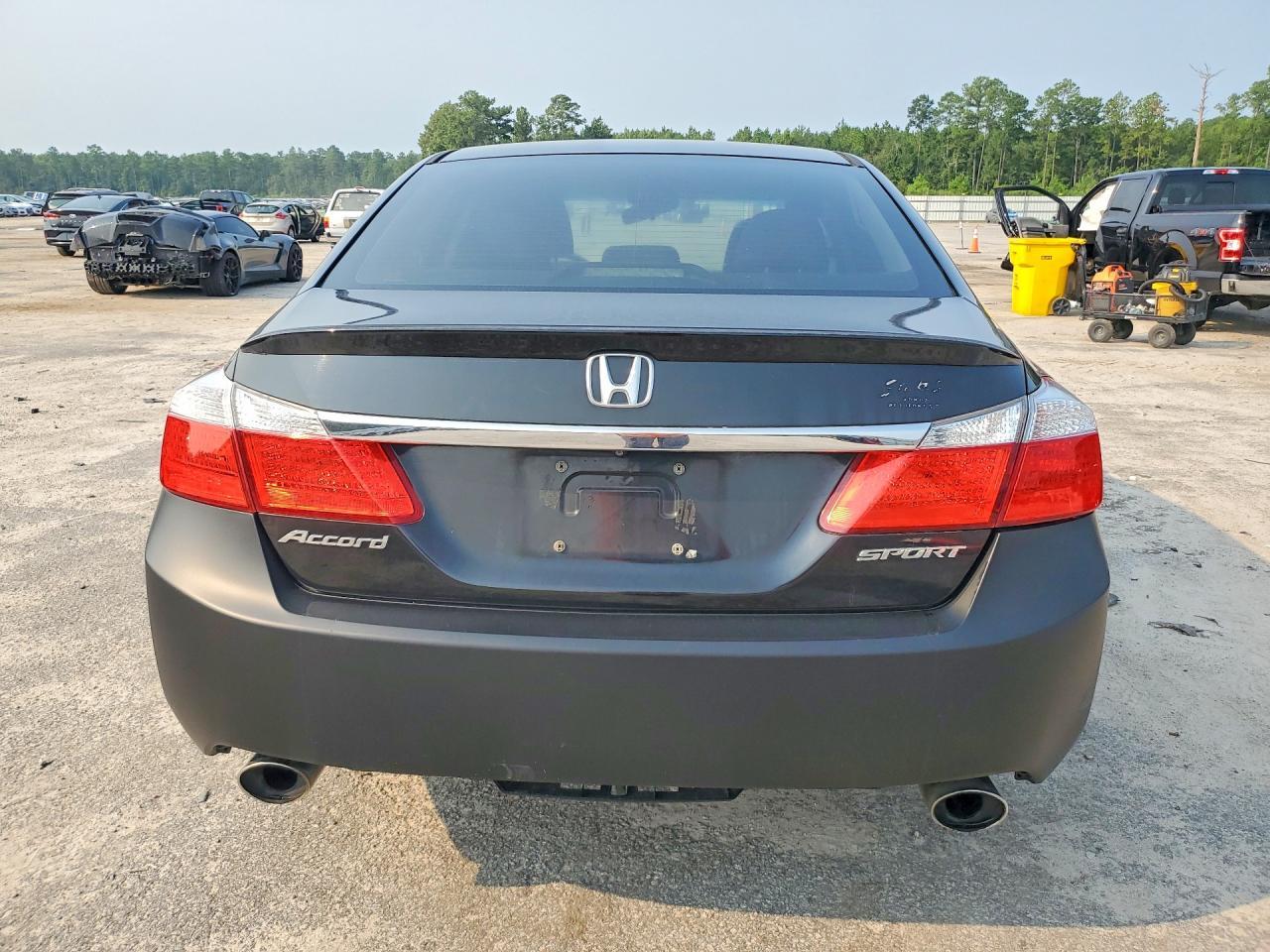 2013 Honda Accord Sport - Image 6
