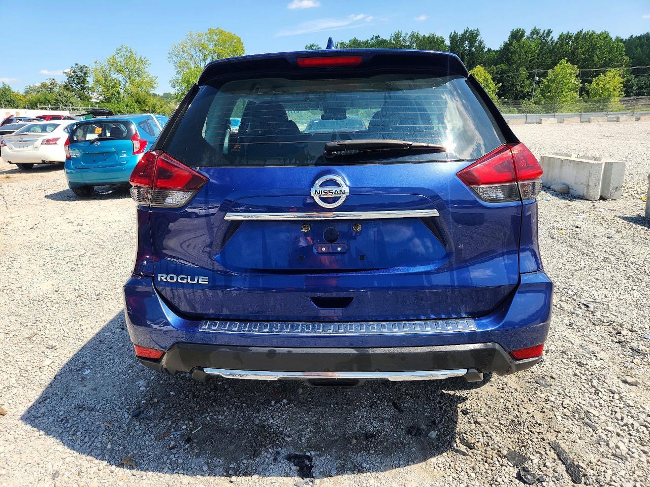 2018 Nissan Rogue S - Image 6