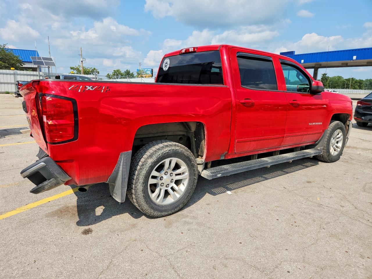 2018 Chevrolet Silverado K1500 Lt - Image 3