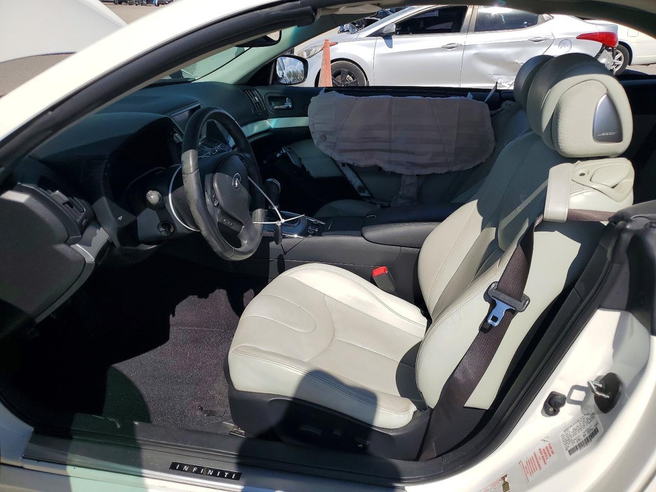 2013 Infiniti G37 Convertible Base - Фото 7