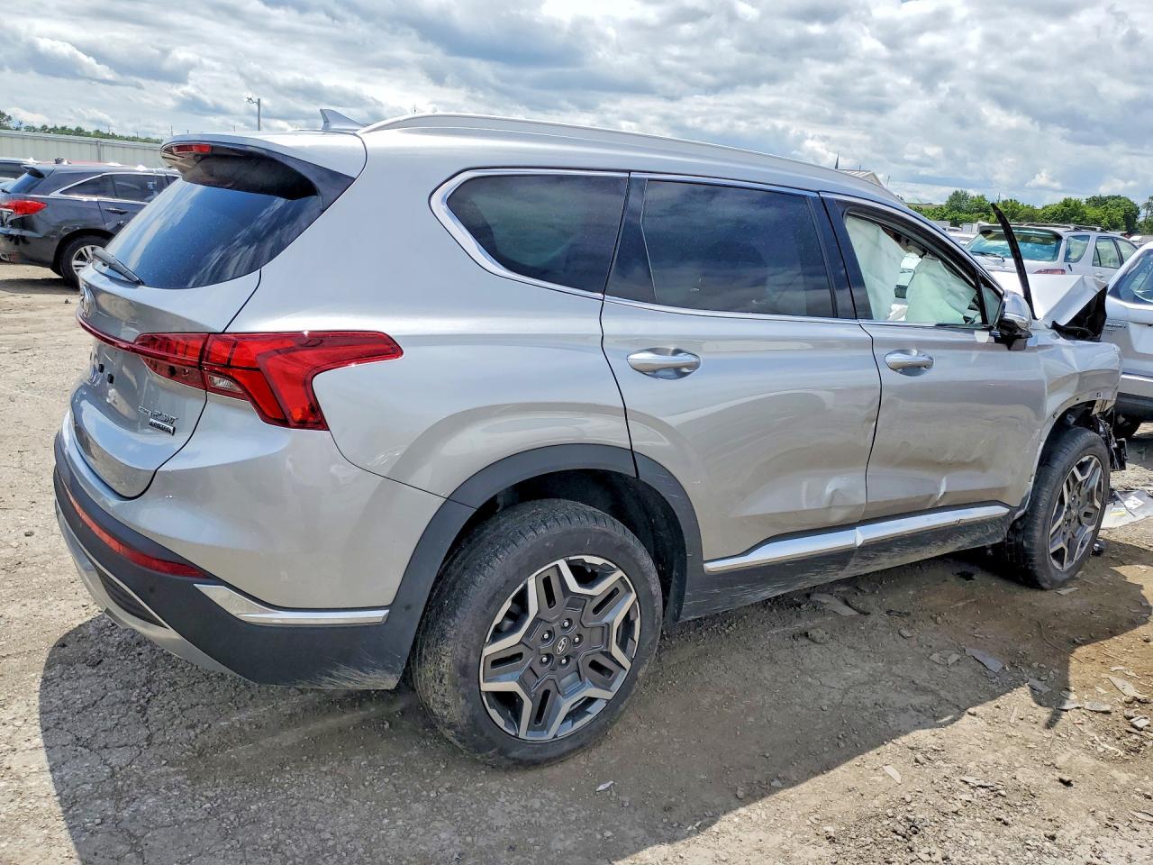2022 Hyundai Santa Fe Limited - Фото 3