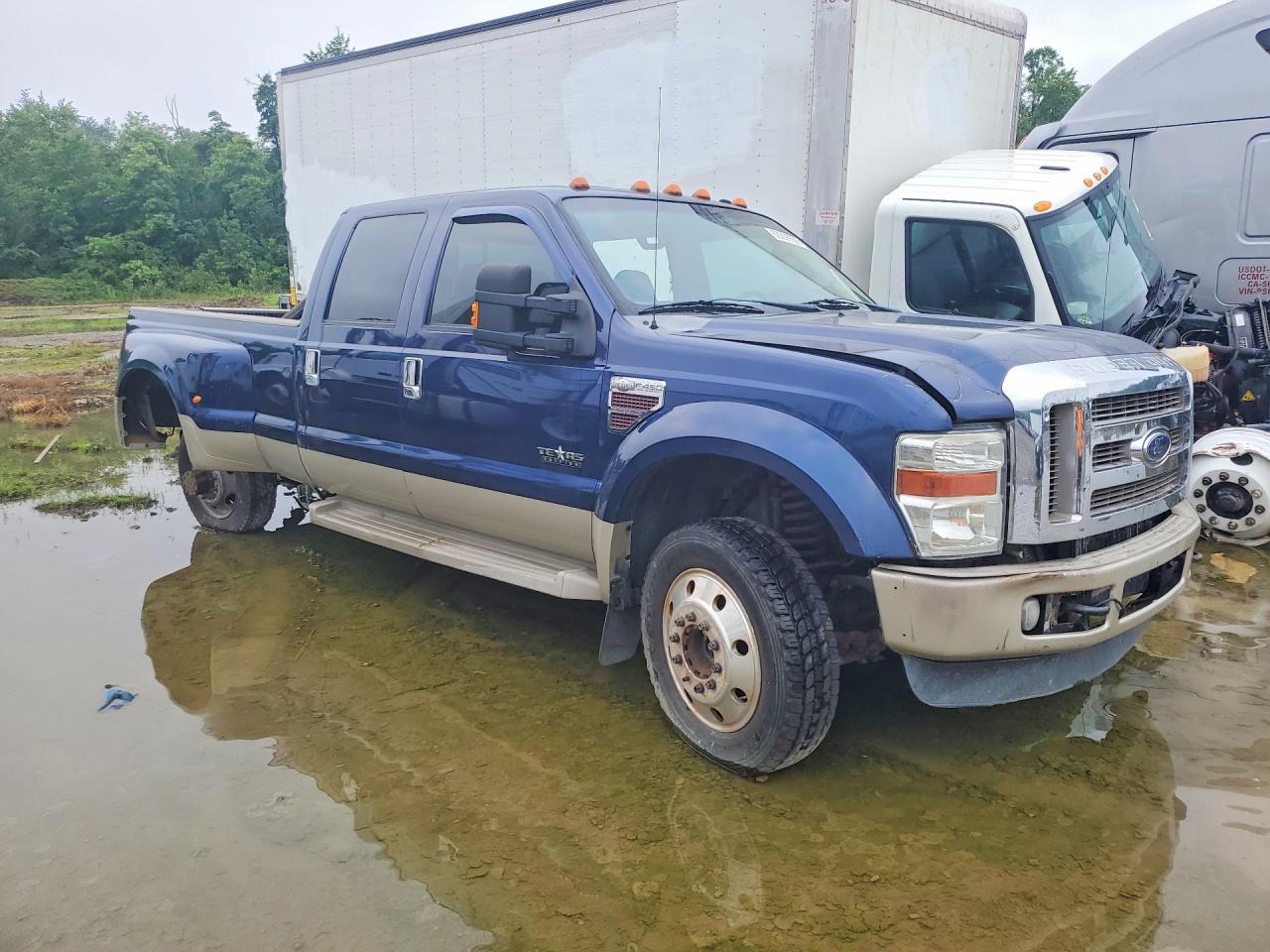 2008 Ford F450 Super Duty - Image 4