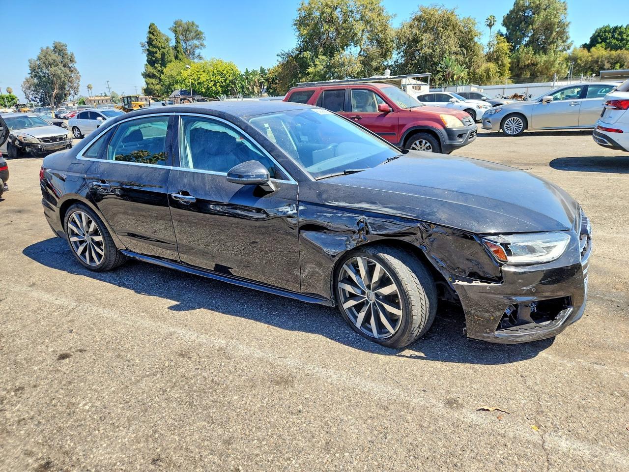 2021 Audi A4 Premium 40 - Фото 4