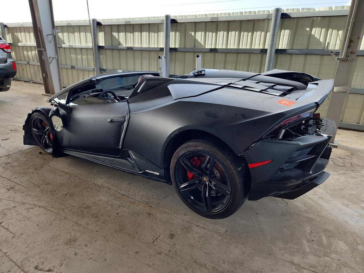 2022 Lamborghini Huracan Evo - Фото 2