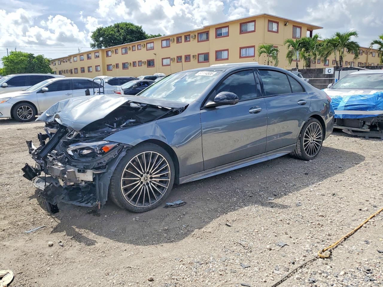2024 Mercedes-Benz C 300