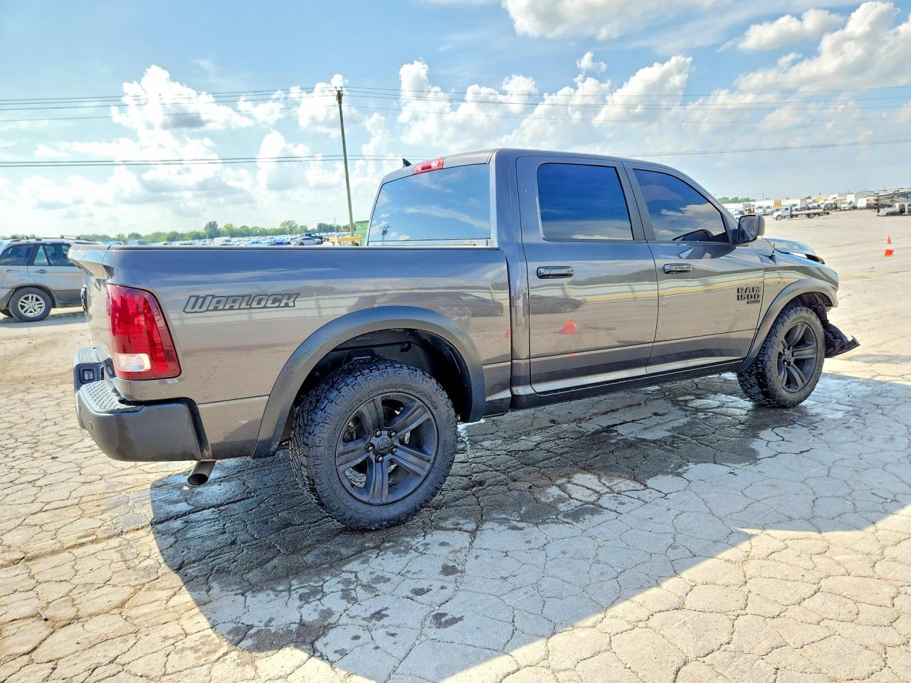 2022 Ram 1500 Classic Slt - Image 3