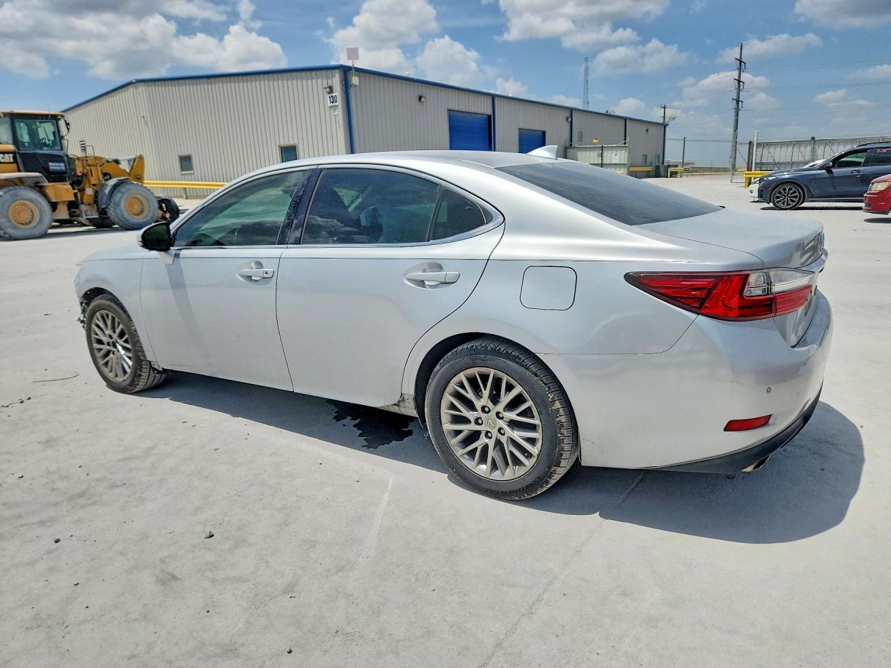 2017 Lexus Es 350 - Image 2