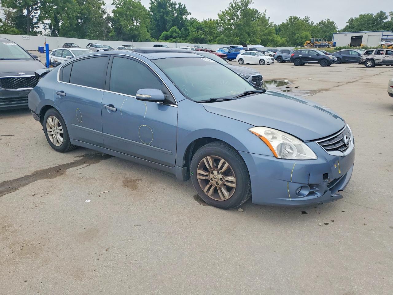 2010 Nissan Altima 2.5 - Фото 4