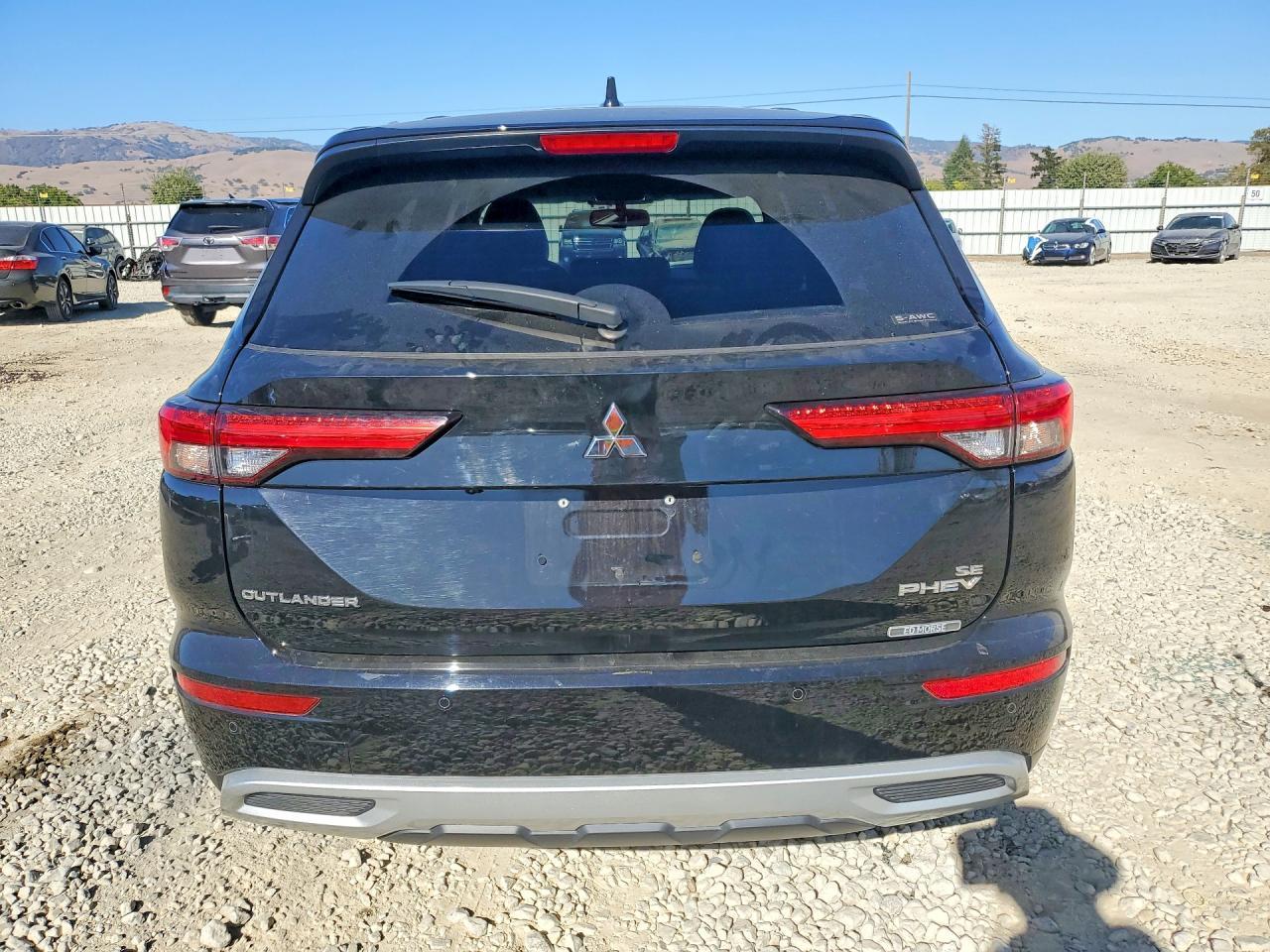 2023 Mitsubishi Outlander Se - Image 6