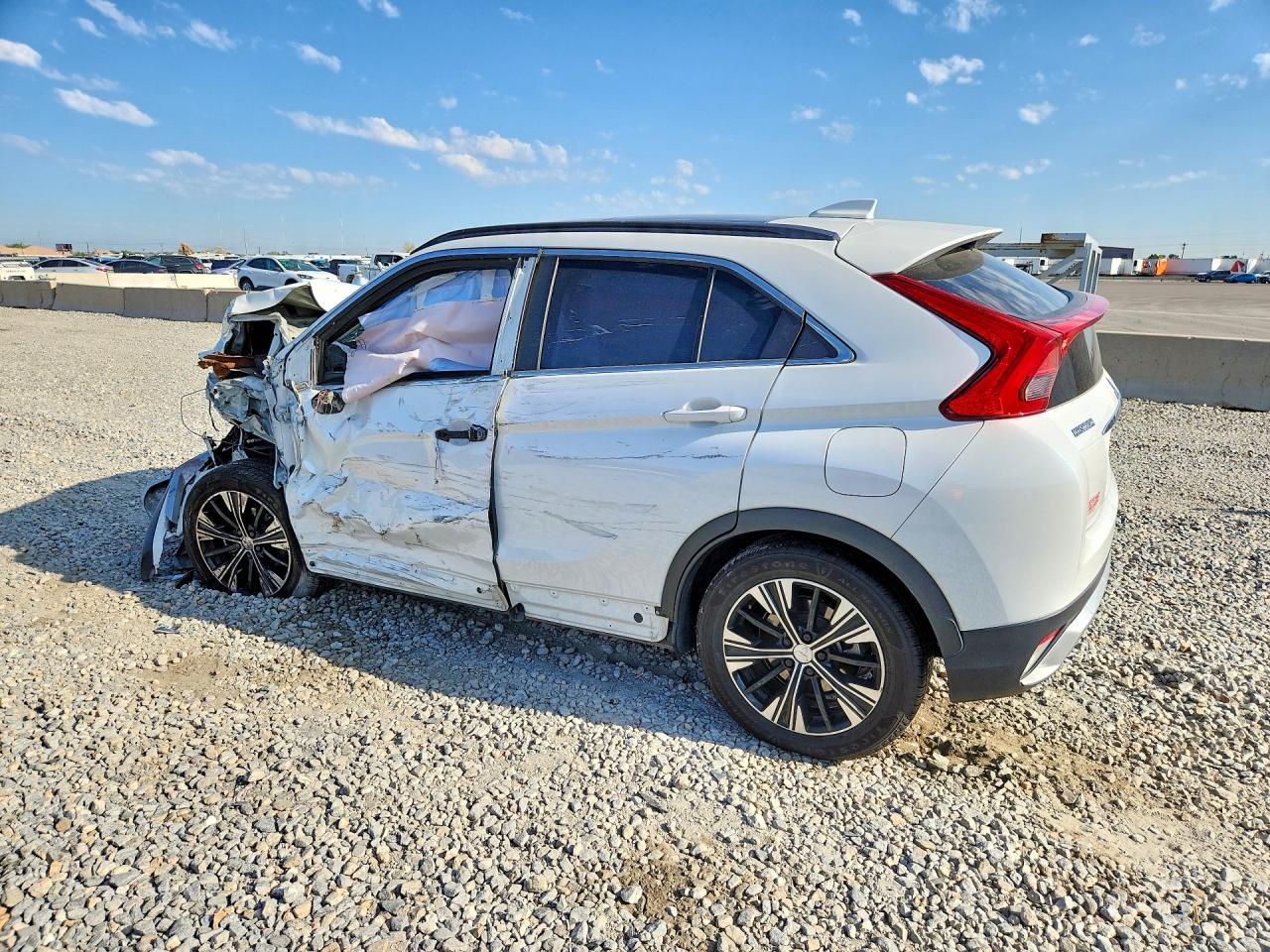 2018 Mitsubishi Eclipse Cross Se/Sel - Фото 2