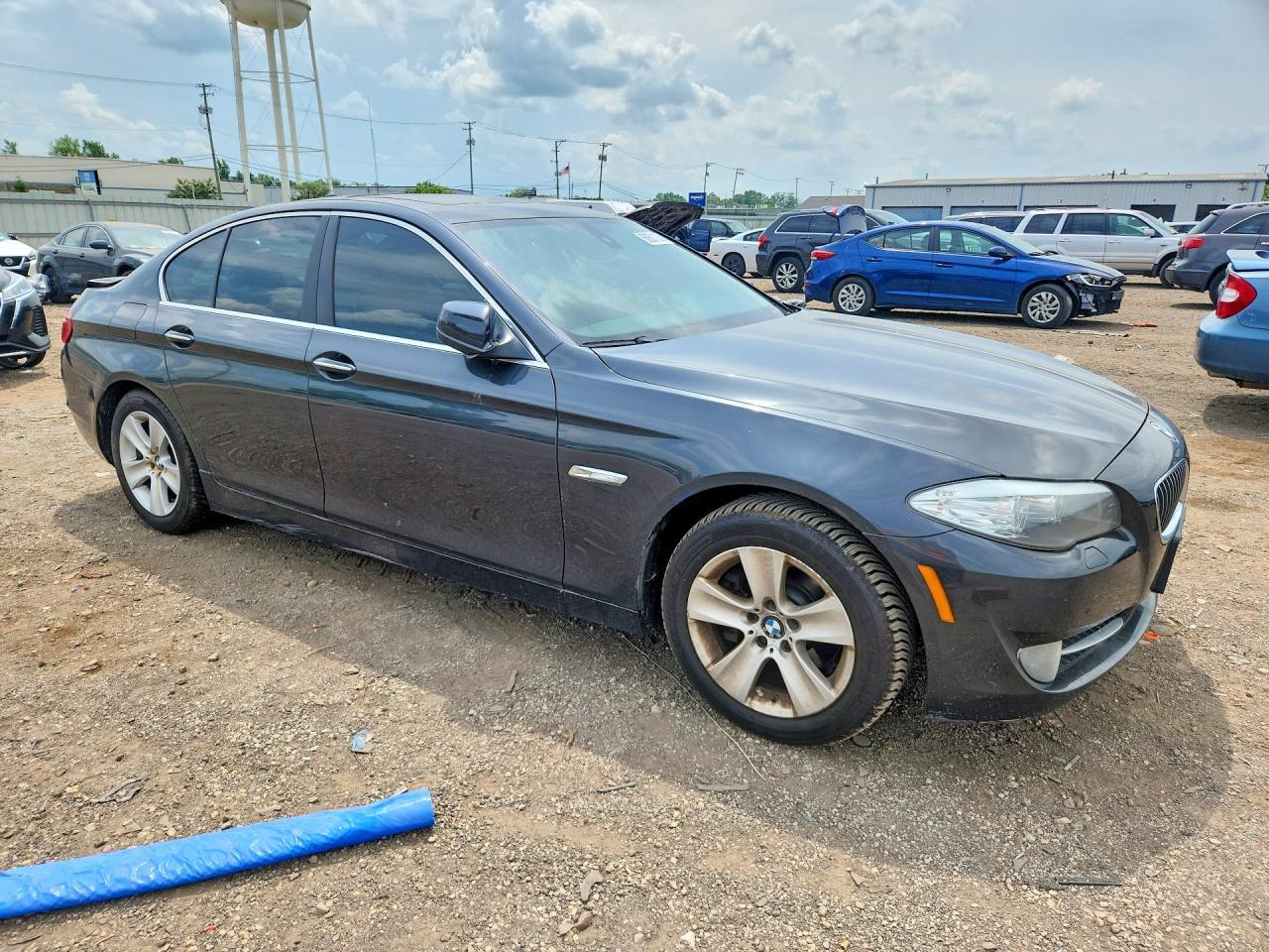 2011 BMW 528 I - Фото 4